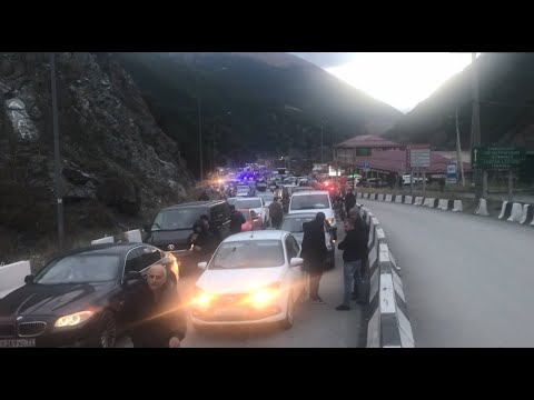 საქართველოს საზღვრის გადმოკვეთაში დახმარება უკვე ერთგვარ ბიზნესად იქცა