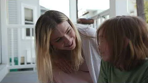 Maria Scenna-Young Mom Clip