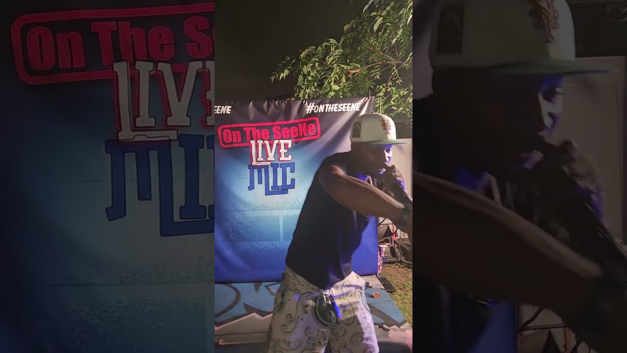 On the scene live mic : d.j gully spitting 🔥