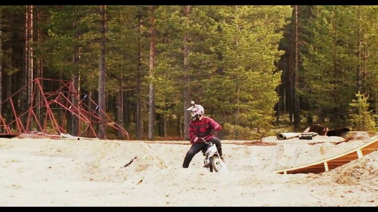 SICK PITBIKE JUMP IN SWEDEN - HONDA CRF50