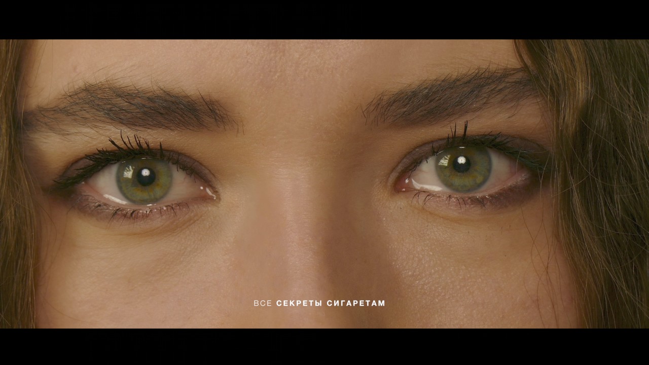 глаза косметология. лошадиные глаза. глаз лошади и человека. темно коричневые глаза. глаз вблизи.