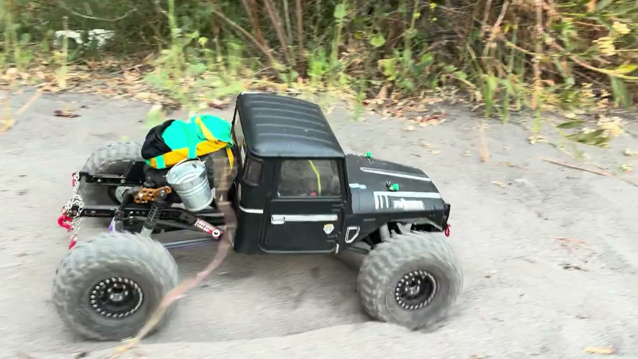 Solo una vuelta en arenas rio💪🏻 #elementrc #hobbywingfusion #viralvideos #crawlers #rccrawler 