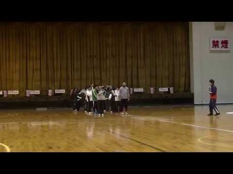 交差する行進