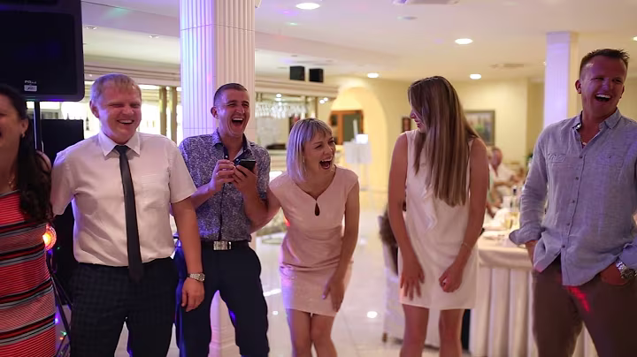 A funny wedding contest, watch with sound