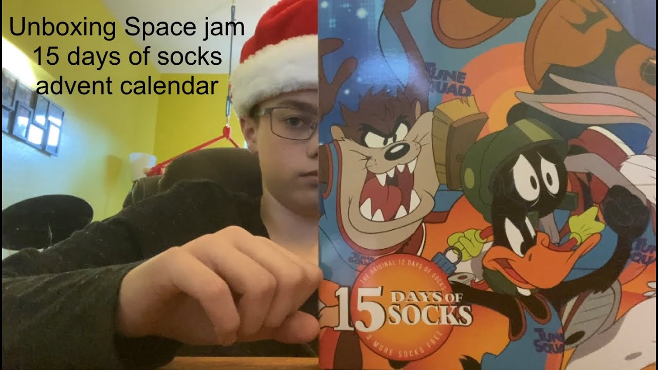 Unboxing space jam 15 days of socks advent calendar