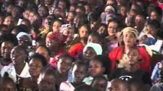 Nimepata Rafiki By Makongoro Vijana Choir.flv