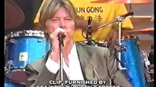 DAVID BOWIE TV Archive: US 2002  VTS 01 3