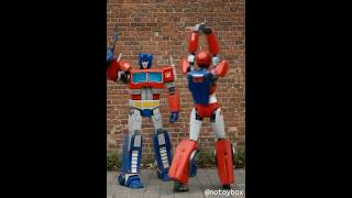 Optimus Prime Kissing His Girl