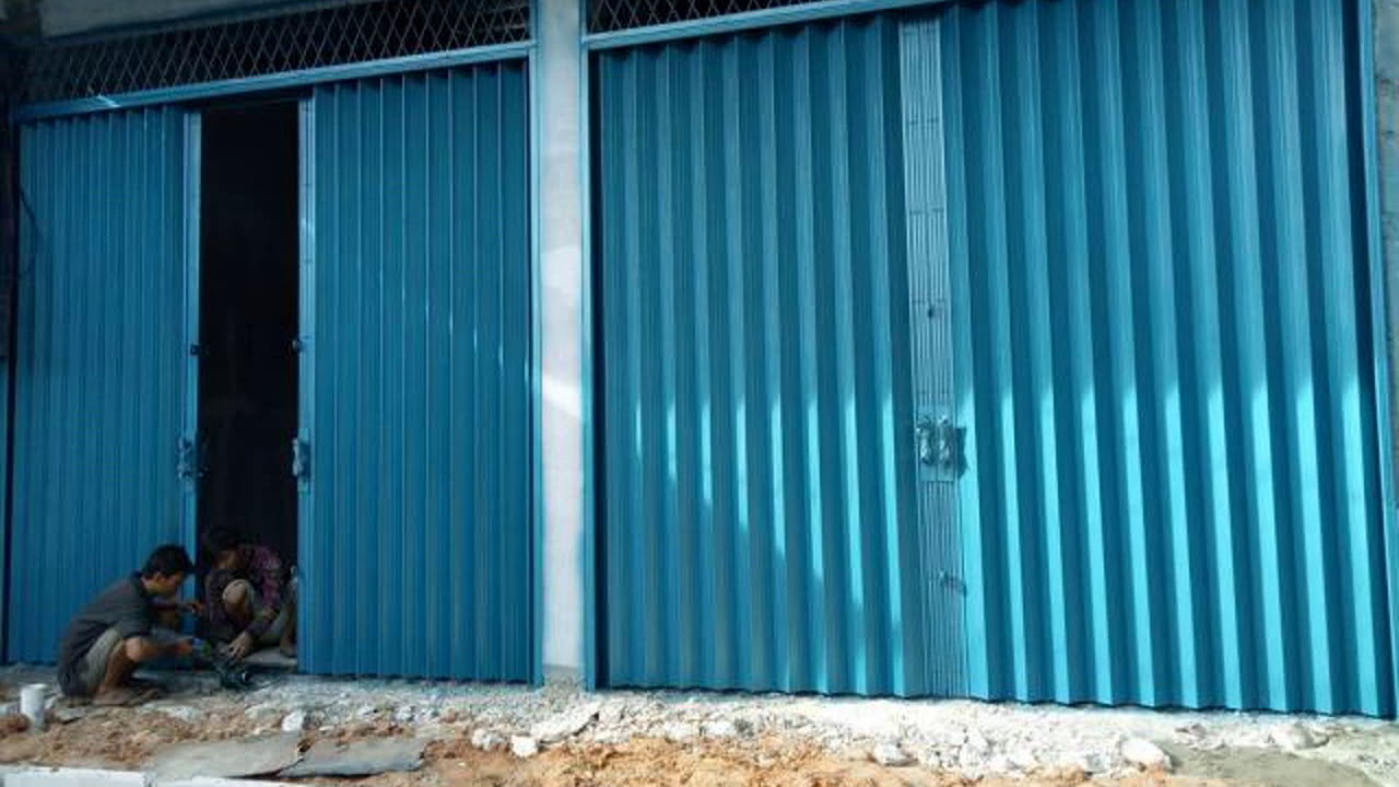 WA 085727624313 Jasa Pemasangan dan harga  folding  gate  