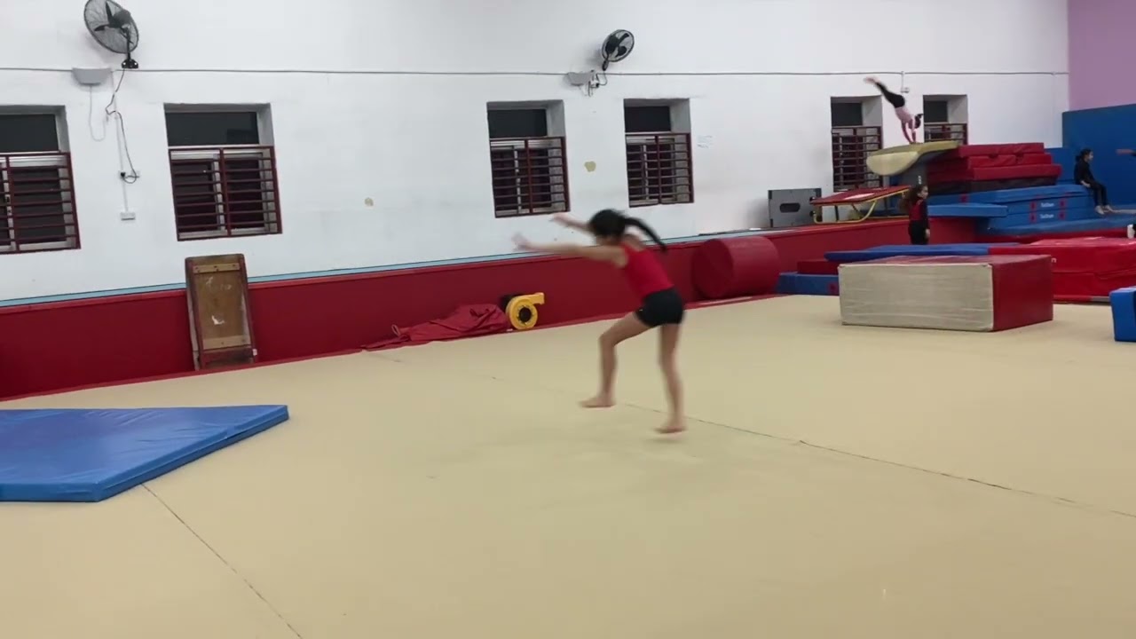 round off back handspring 5 03 26