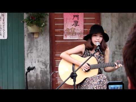 洪安妮-黃襯衫平瀏海小眼睛男孩/120701 at好丘simple market.