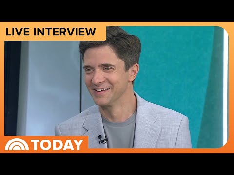 Topher Grace Talks