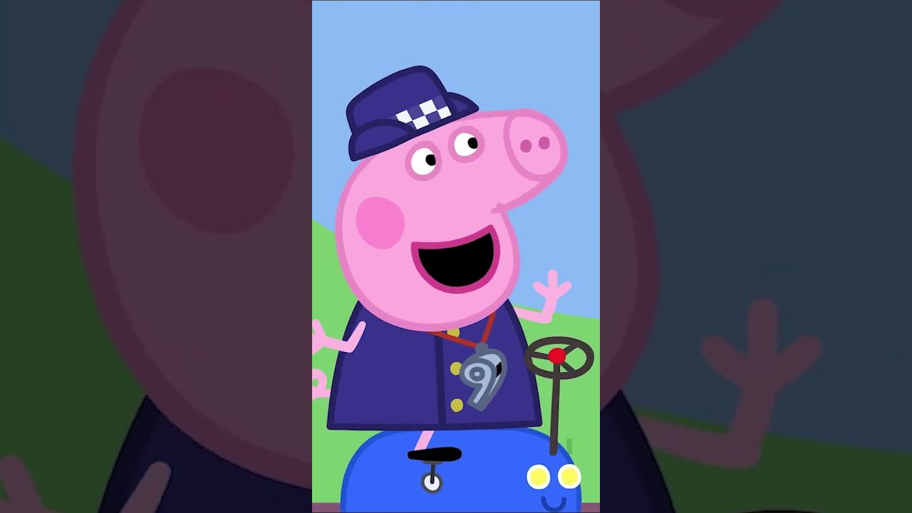 Police Officer Peppa Catches Robber 