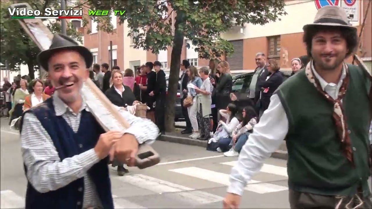 Asti: La Sfilata Storica del Festival delle Sagre Asti