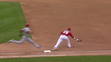 CIN@WSH: Cozart singles to pad the Reds
