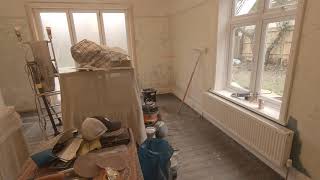 Fiber tape/ skrim tape over cracks in walls,Decorating tutorial. vid#16