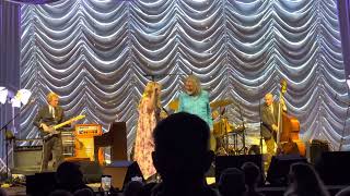 Robert Plant & Alison Krauss, “Gone Gone Gone (Done Moved On)” live at Forest Hills Stadium 6/4/2022