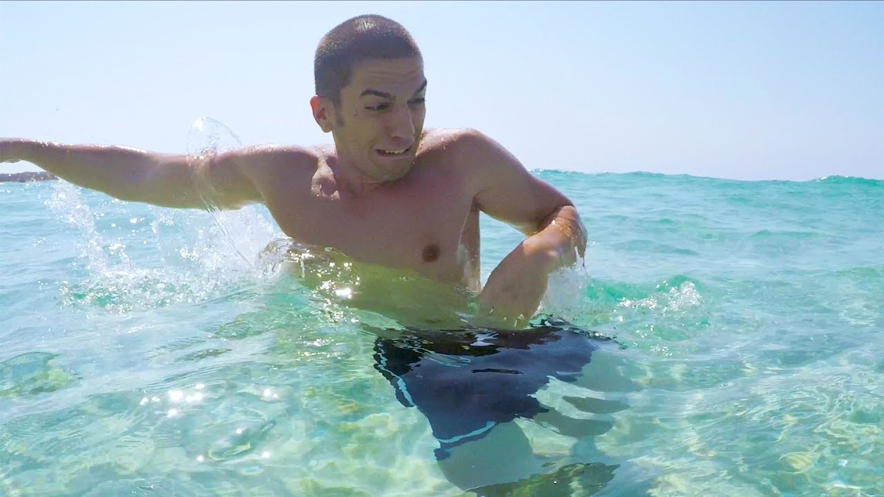 THIS IS WHY YOU SHOULD NEVER GO TO BEACH!! | Cemre
