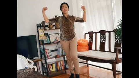 Red Velvet #NaughtyTutting Challenge