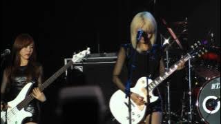 Download lagu AOA Get Out @ SundownFest 16th Nov 13