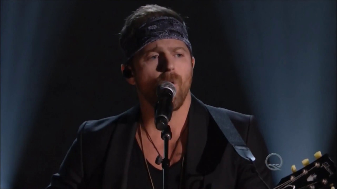 Kip Moore performs 