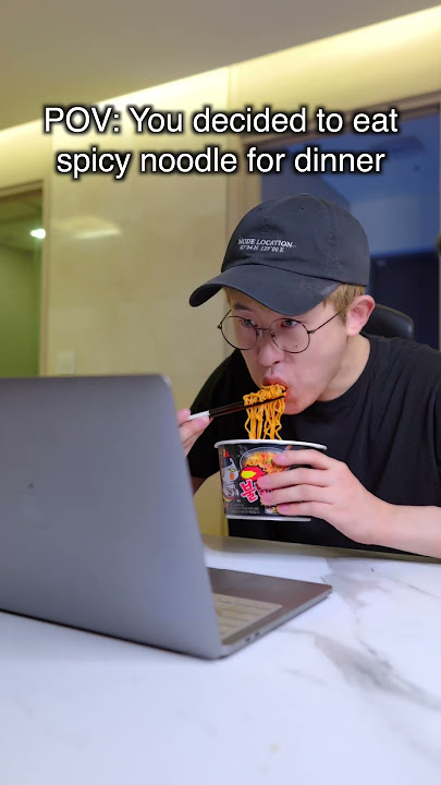 Download lagu When you decided to eat spicy noodle for dinner