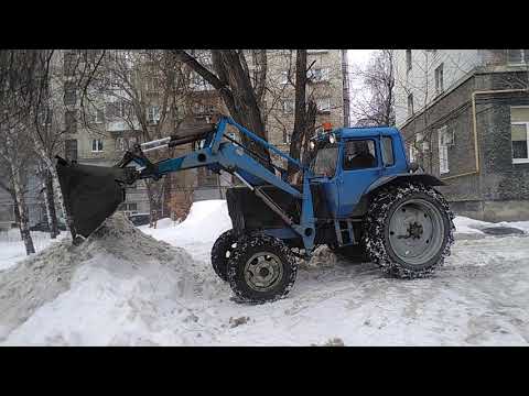 Old soviet loader on MTZ-80 tractor base