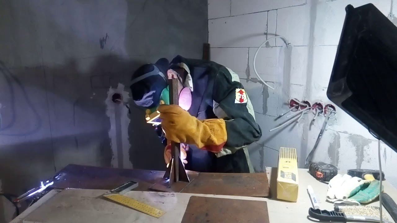 сварка кронштейна для коллектора - YouTube
