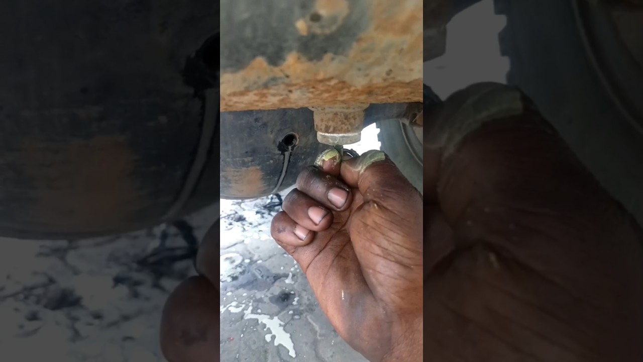 How to water for air tank drain valve 