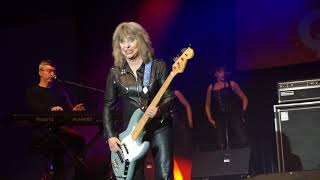 12 Suzi Quatro - She's in love with you