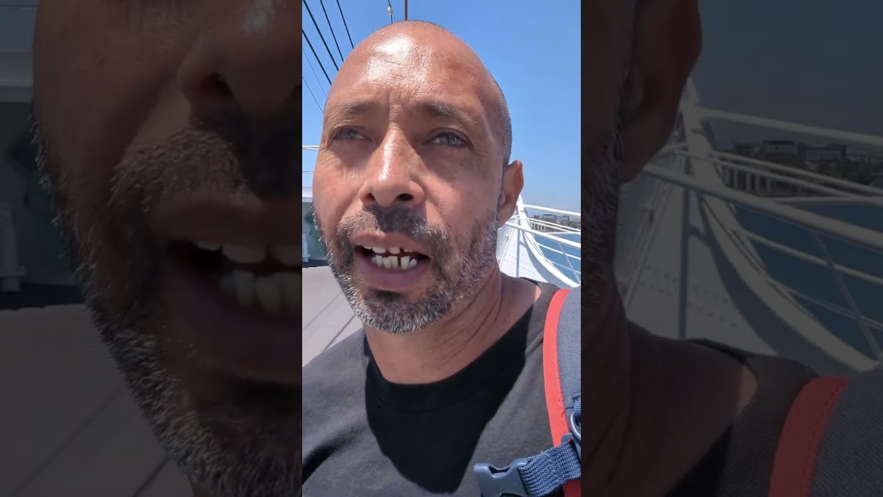 THE QUEEN MARY ( TOUR )