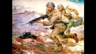 Βάζει ο Ντούτσε τη στολή του - Σοφία Βέμπο