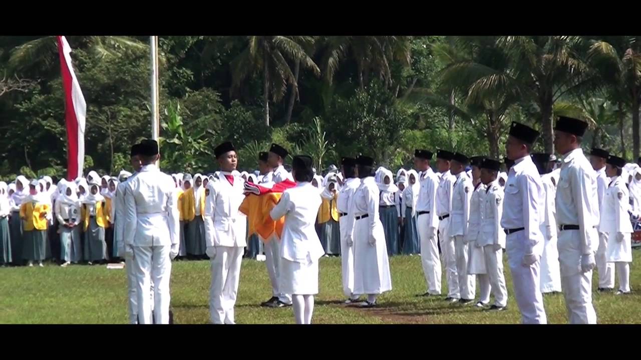 Upacara 17 Agustus SMKN 1 Rancah 2016 FULL