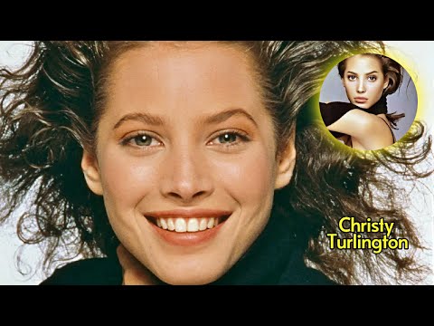 Christy Turlington In G-Strlng Photos Leave Little To Imagination..Take a look