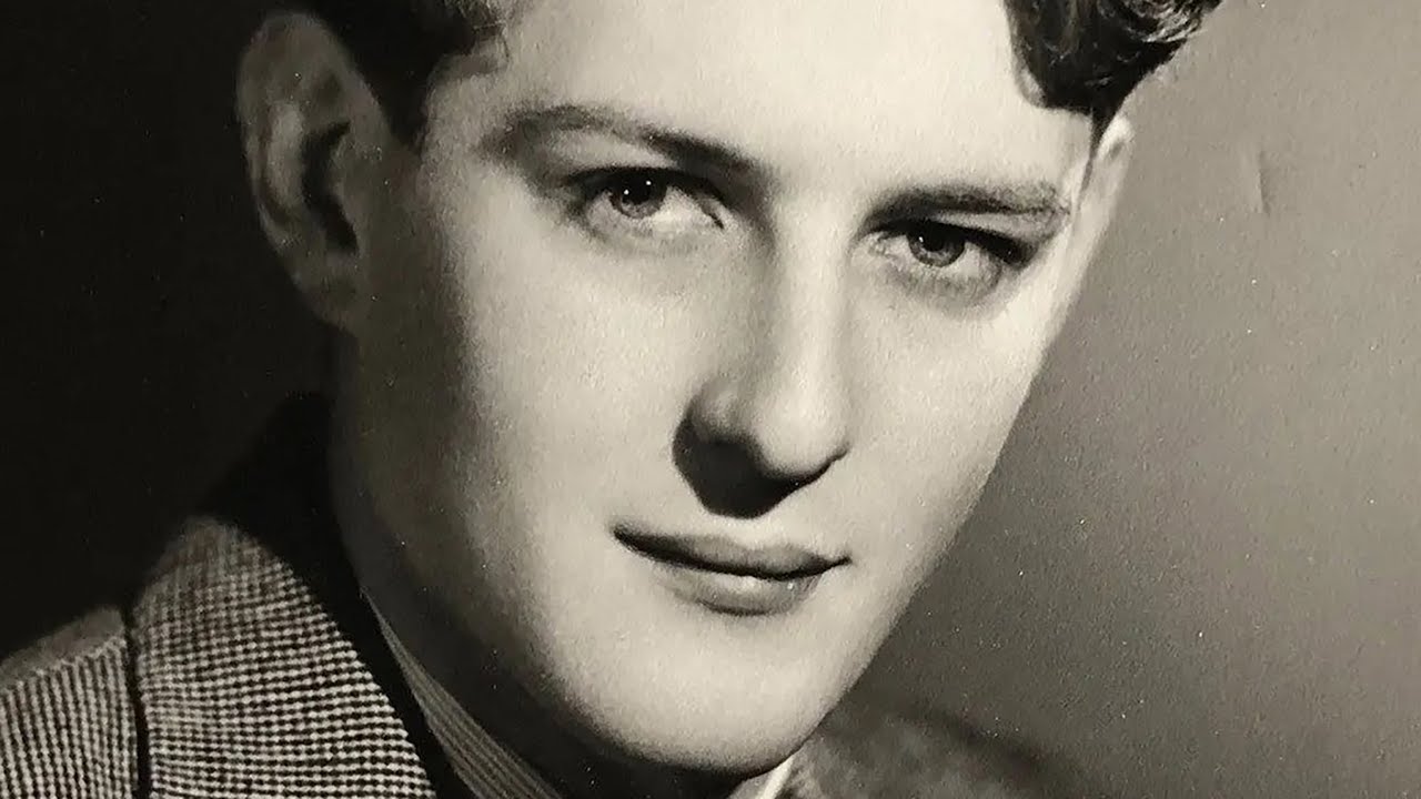 The Bernard Kelly Collection