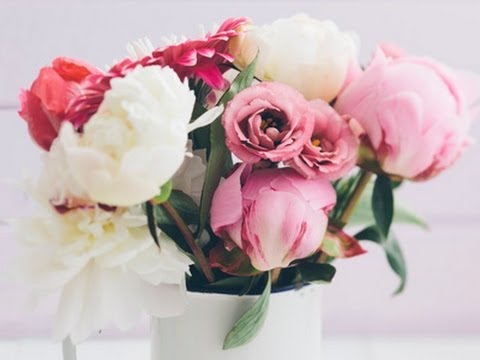 Cómo hacer un pequeño centro de flores 