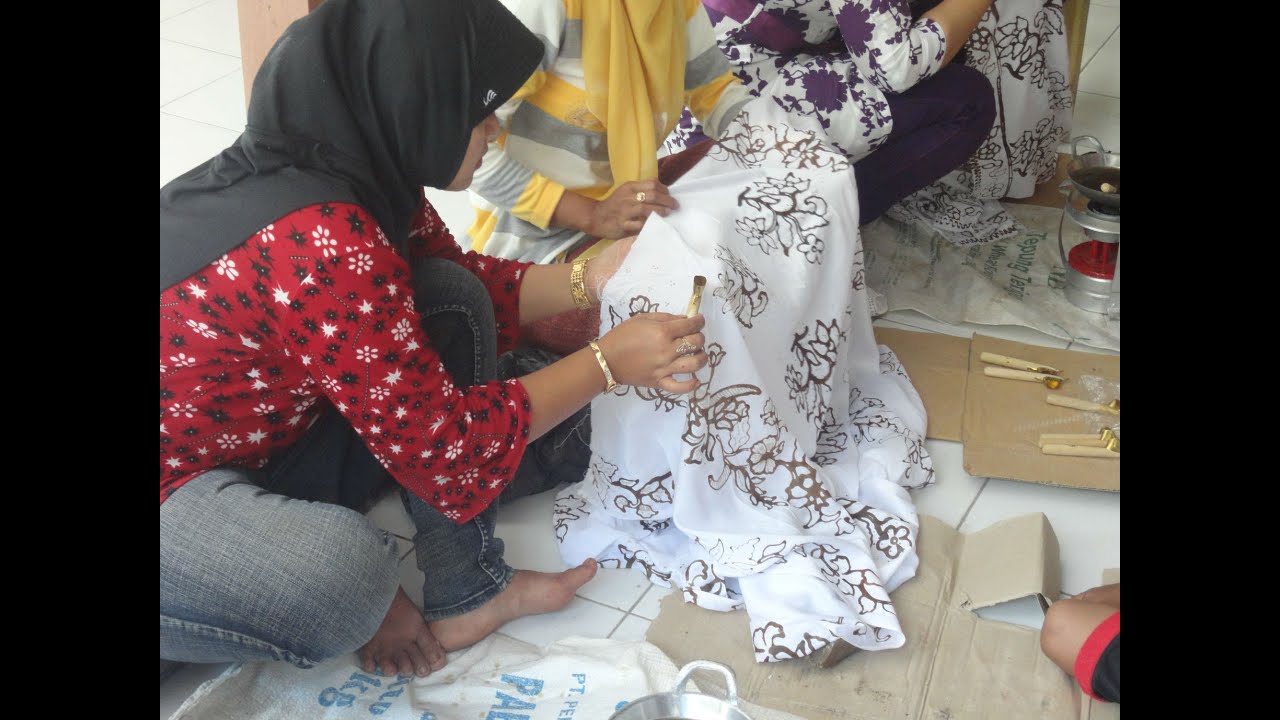 Proses Pembuatan Batik Tulis Cap Tuban YouTube