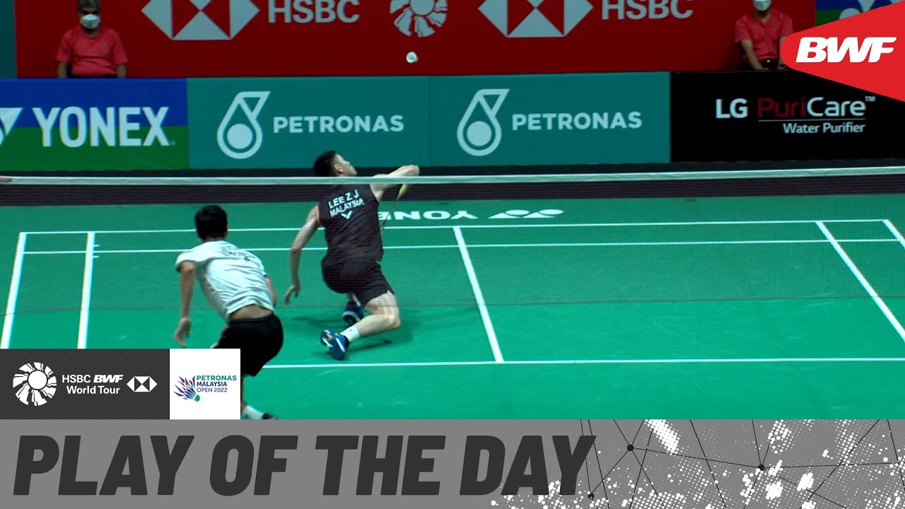 HSBC Play of the Day How did Lee Zii Jia get away with this while on his knees?