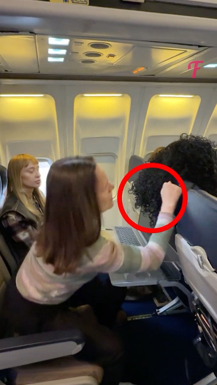 Selfish Passenger Ignored Others Until She Saw Her Cut Hair! #shorts