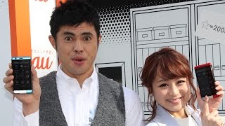 鈴木奈々、小島よしおの鼻毛が気になる…　auイベント「コール研究所の謎を解明せよ」1