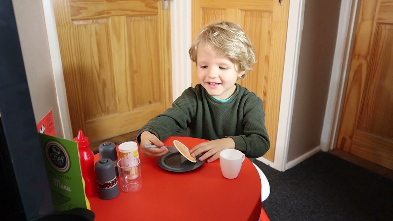 Cooking up a treat with the Smoby Chef Corner Restaurant