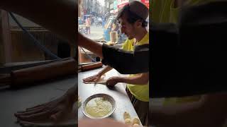 Making fresh prata bread on hot tawa for a delicious breakfast treat #fyp #shorts #breakfast