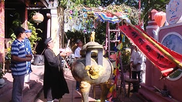 Dựng cây nêu ngày Tết ở Hội An