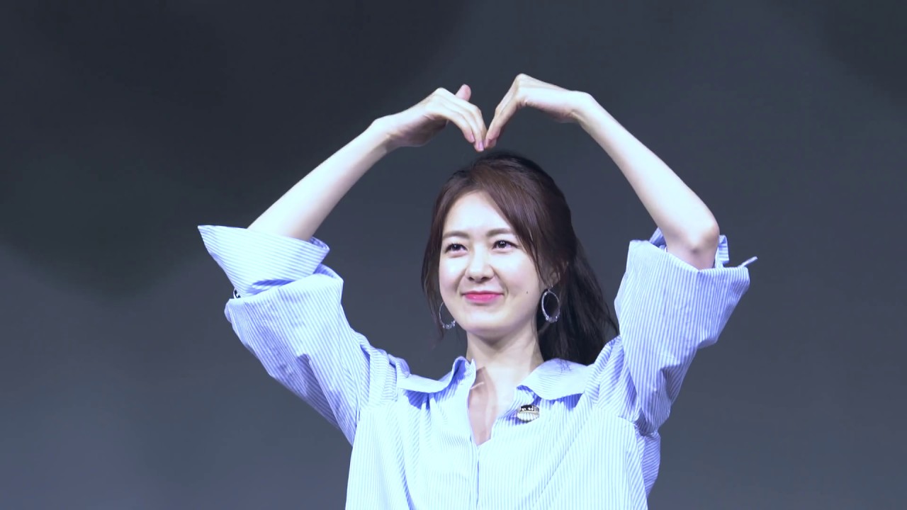 17.04.09 요원의 요즘 두 번째 포토타임 이요원 직캠