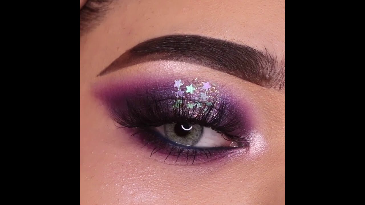 Kingdom Of Lashes - Snowflake Blue Chunky Eye Glitters