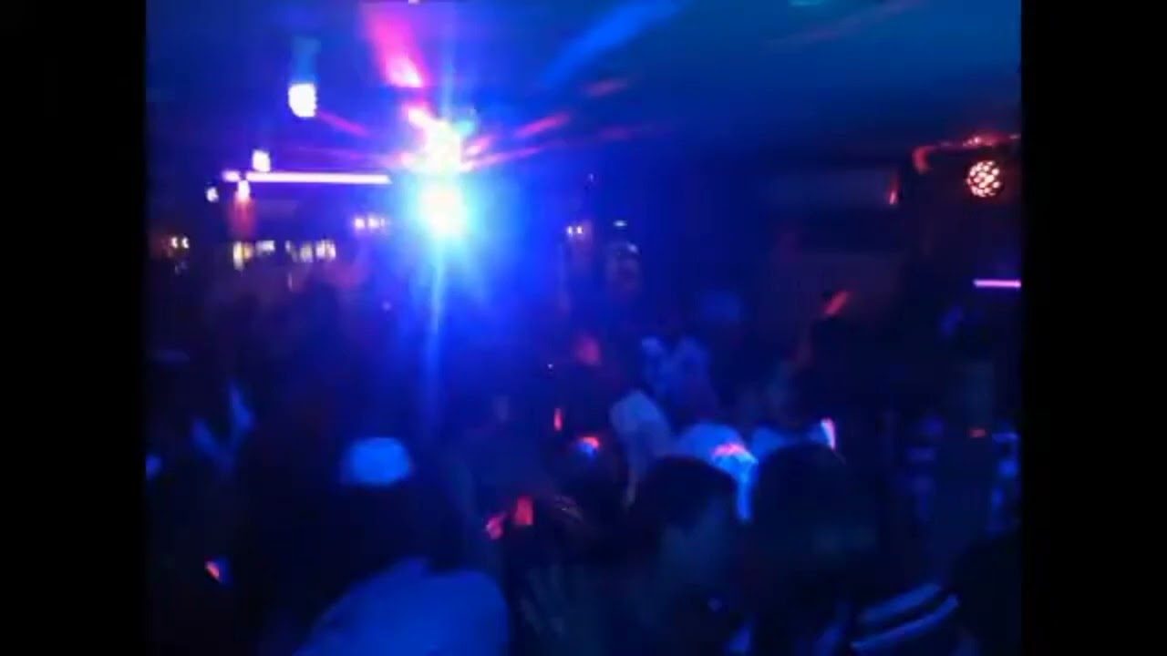 DJ Izzy simsek feat Robby Ruini   dj falling in love