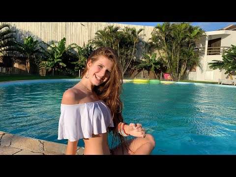 Sol e piscina em Imbé - Julia Vitória