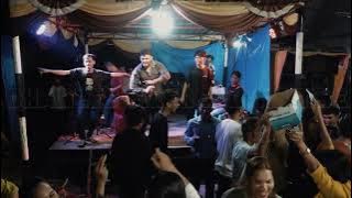 DITEKAN SEDIKIT(Cucu Cahyati) | Muda Mudi Muarabolak Bergoyang | Wedding Moment Arnold & Friska