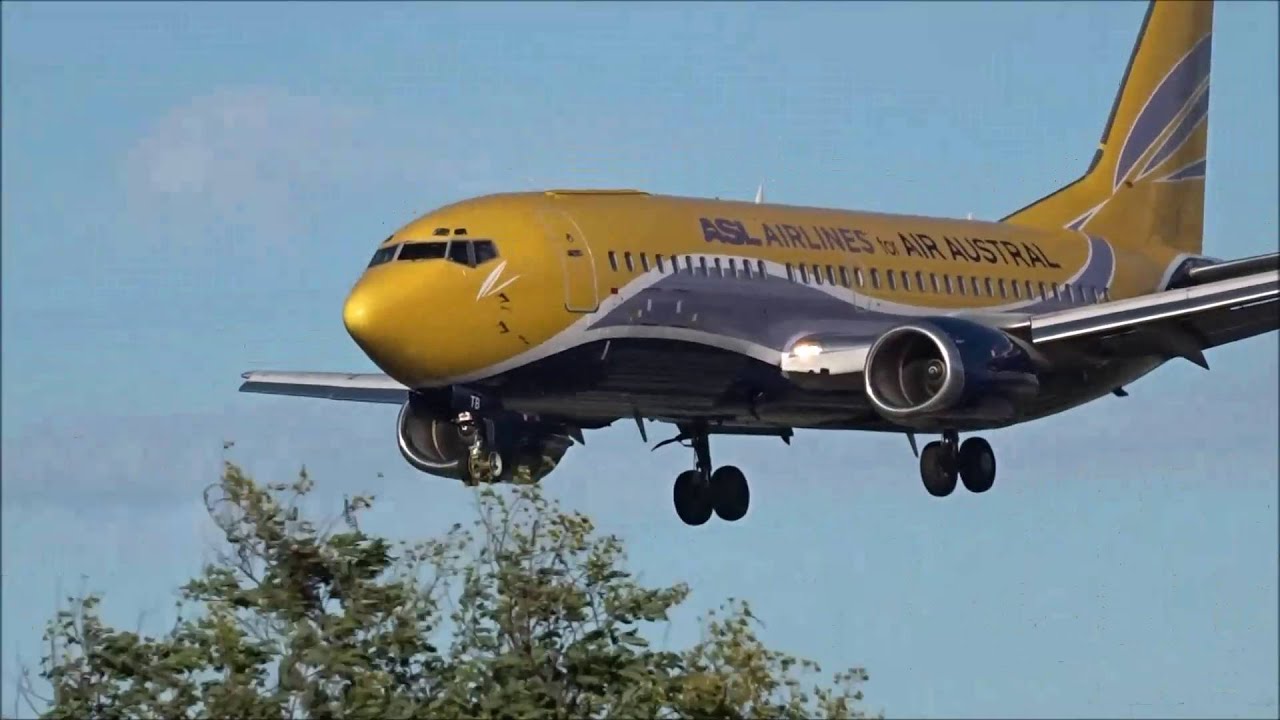 Planes spotting at Roland Garros Airport.Take-offs and Landings [28/2/16] RUN/FMEE