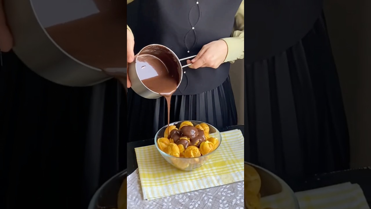 Enfes çikolata soslu profiterol#yemektarifleri